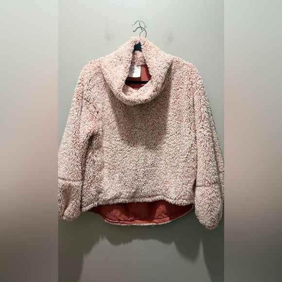 Lululemon Warmth Restore Sherpa Pullover - pink/heathered copper clay color. - Picture 3 of 8